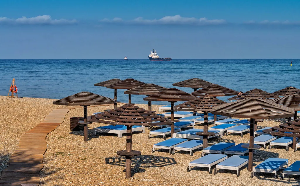 Великолепная квартира в Золотой Бухте