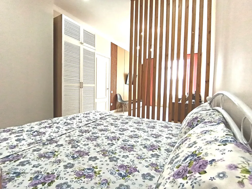 Солнечная квартира в самом центре столицы