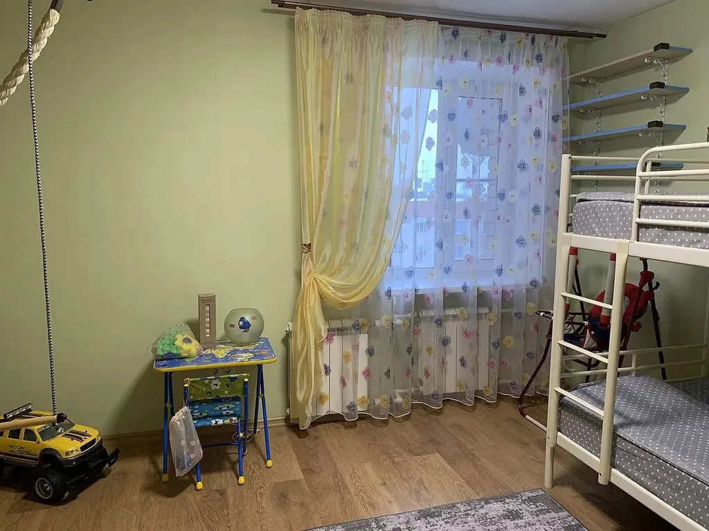 Просторная (98 м) 3-х комнатная квартира с видом на Успенский собор!