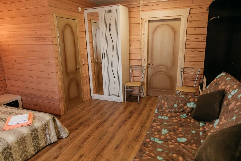 Коттедж с баней и беседкой у Вотчины Деда Мороза