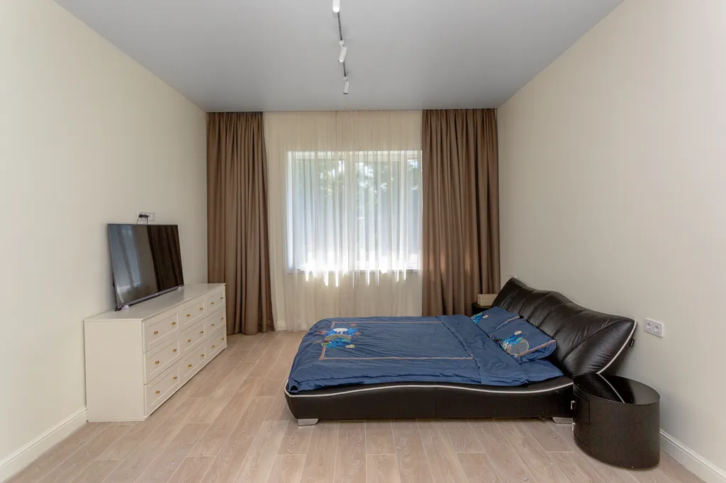 Коттедж Эксклюзивный дом с бассейном (район Ботанического сада) — Владивосток