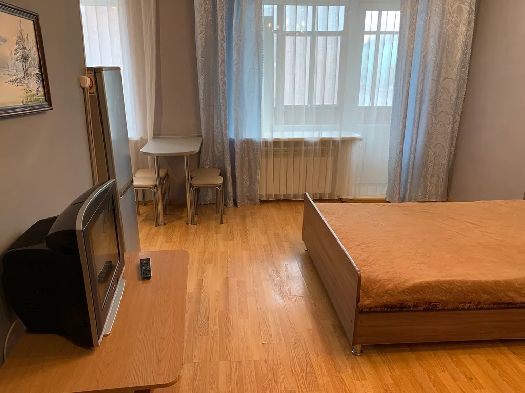 Квартира Квартира Студия с видом на оживленную улицу — Красноярск