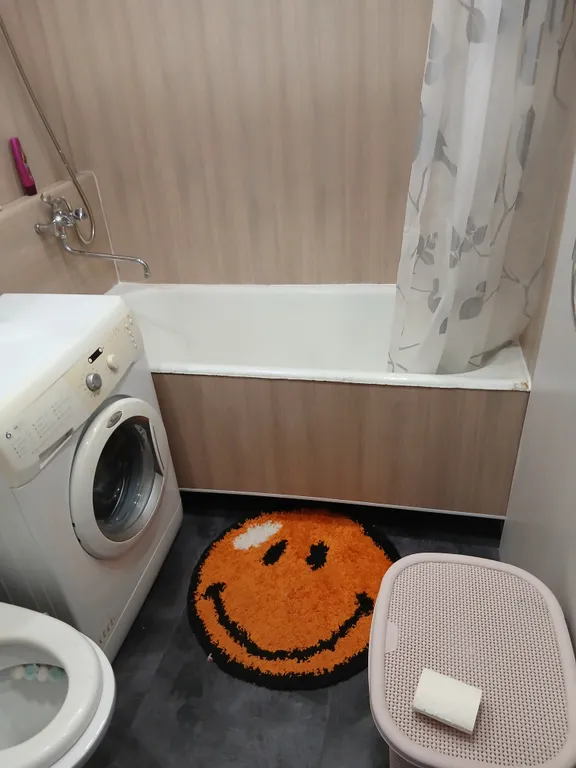 Двухкомнатная квартира с балконом