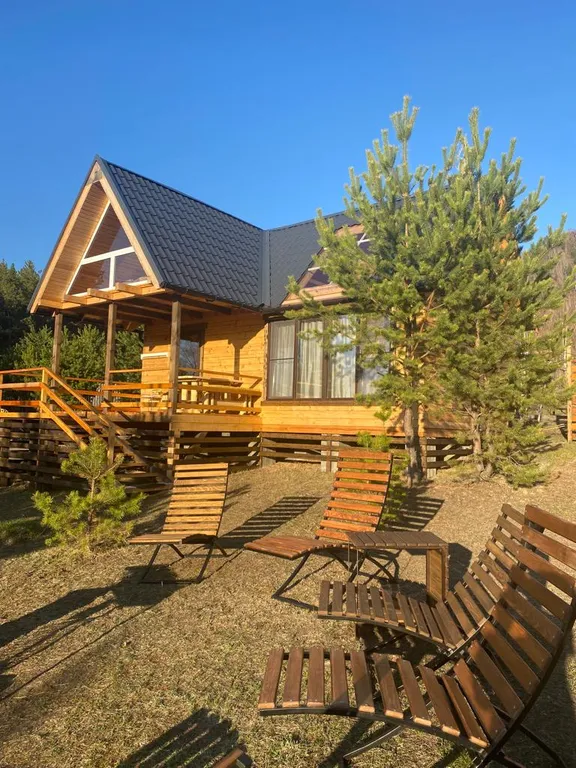 Кедровый коттедж в живописном месте Чемала