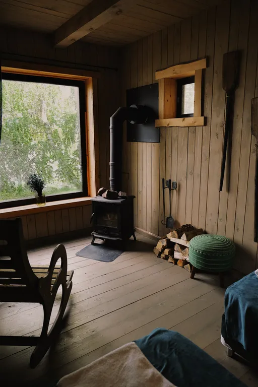 Номера у озера с баней и чаном