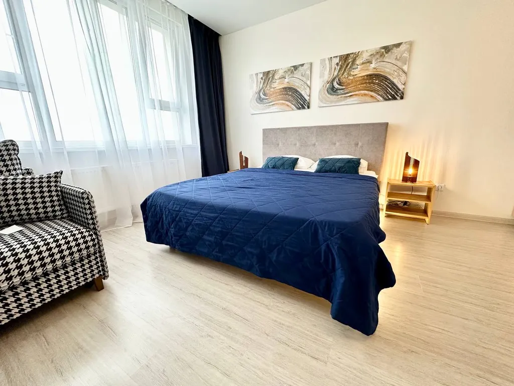 Яркая квартира со всеми удобствами