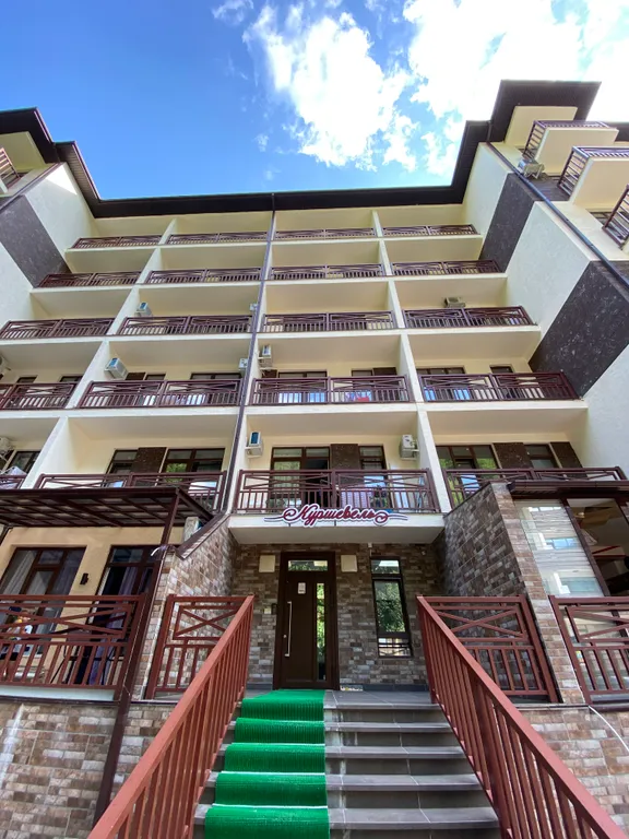 Евро двухкомнатный апартамент с балконом Куршевель