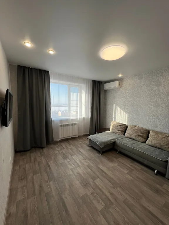 Солнечная стильная студия