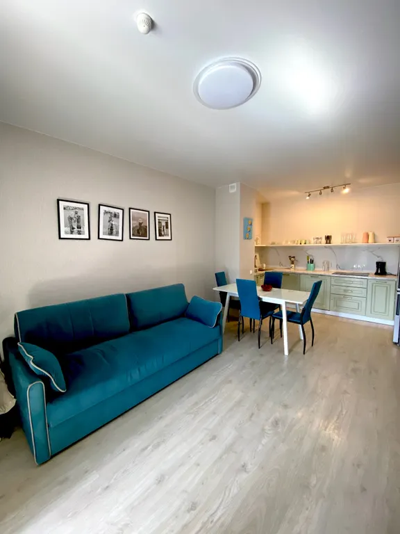 Семейная квартира с бассейнами