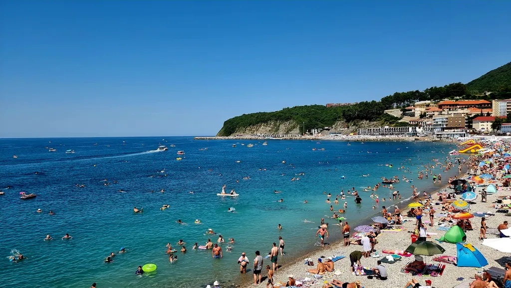 Таунхаус с панорамной эксплуатируемой крышей