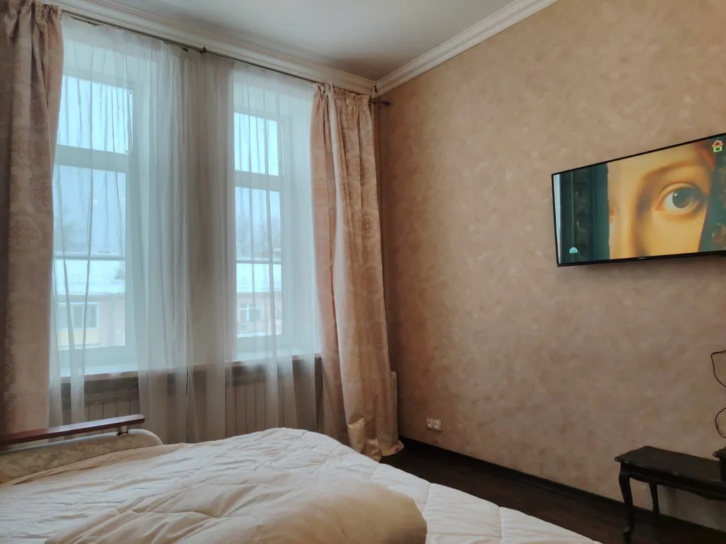 Квартира Просторная двухкомнатная квартира в Колпино — Колпино