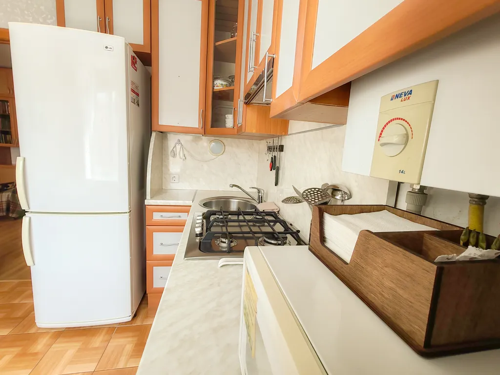 Светлая 2-комнатная квартира с библиотекой на Студенческом бульваре у ПетрГУ