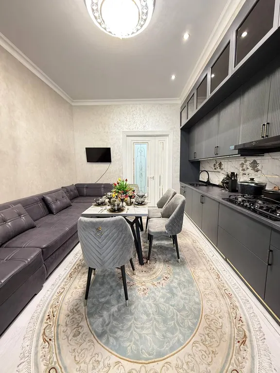 Modern Stroy 40 by Royal rentals