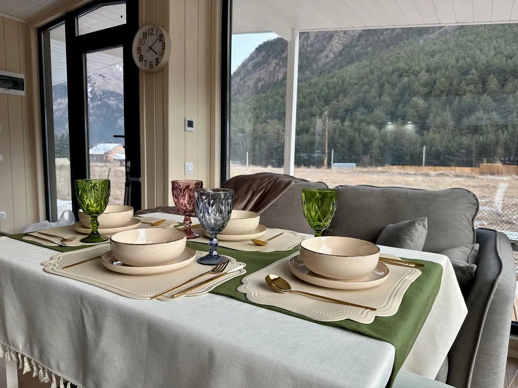 Домик на Эльбрусе