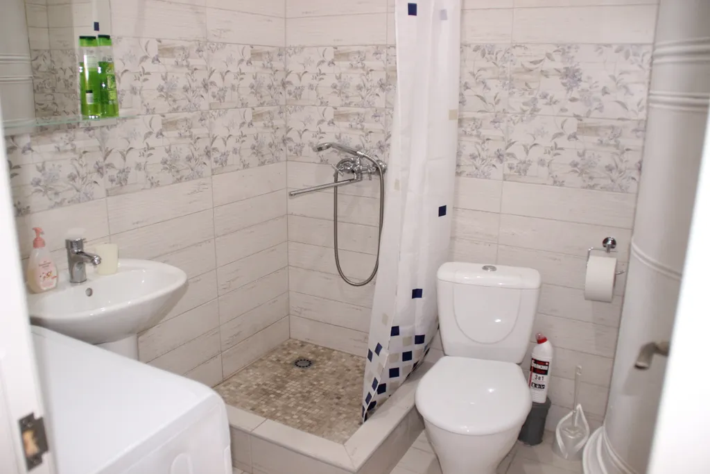 Квартира в Купеческом доме с видом на Красную набережную