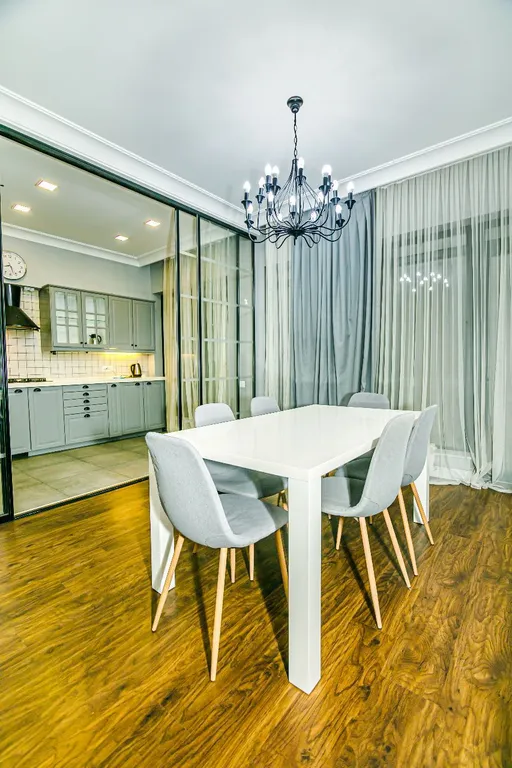 4-комнатная Квартира