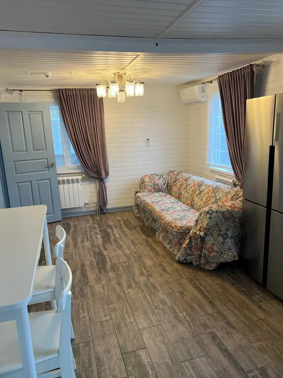 Усадьба с теплым бассейном