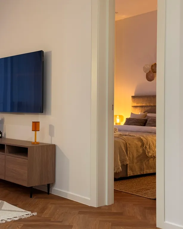 Persimmon, europe square - historic city center