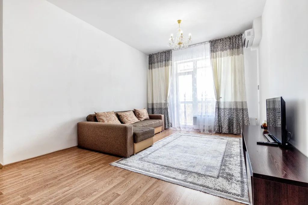 Уютная 2-х комнатная квартира возле Экспо