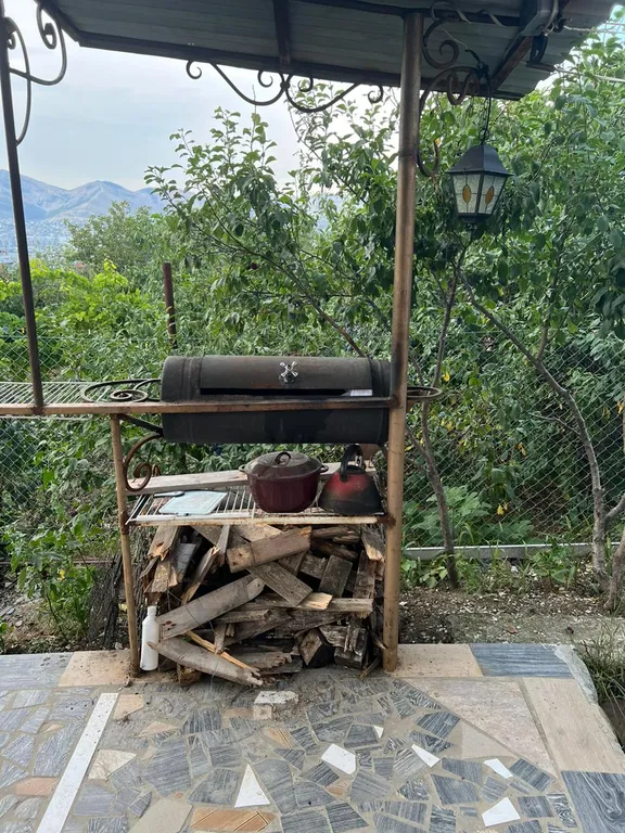 Коттедж Гостевой дом в центре города с беседкой, бильярдом — Новороссийск