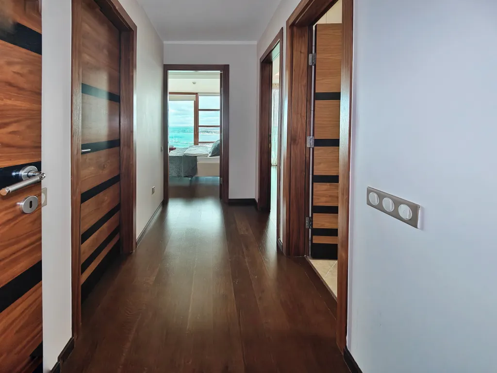 Видовая квартира в Золотой Бухте