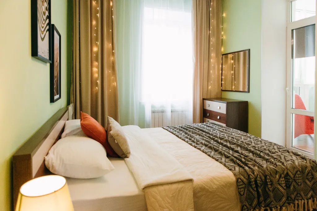 Большая квартира с двумя спальнями, в центре Хабаровска