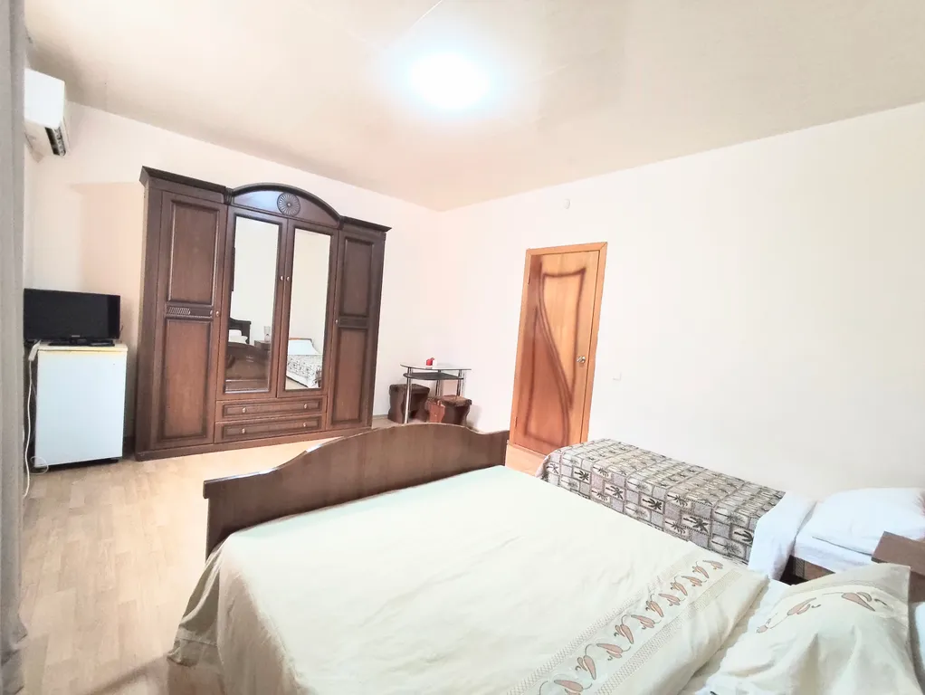 Комната у моря