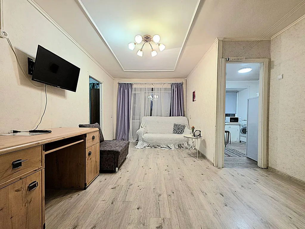 Уютная трёхкомнатная квартира рядом с ТРК Семья в самом центре города