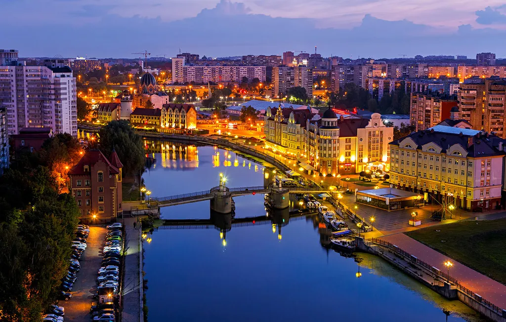 Квартира Квартира Люкс в центре в новом доме с парковкой и видами на город — Калининград