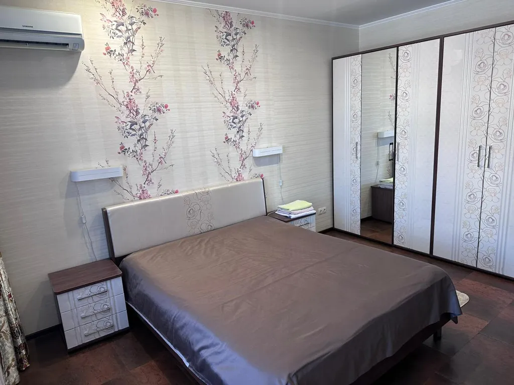 Квартира 3-комнатная в центре — аренда посуточно в Барнаул