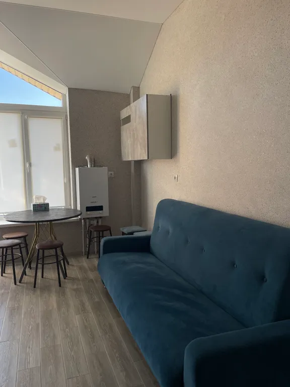 Уютная евродвушка на берегу моря, первая береговая, городской пляж