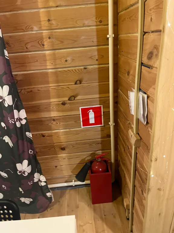 Дом для отдыха на лесной опушке с баней