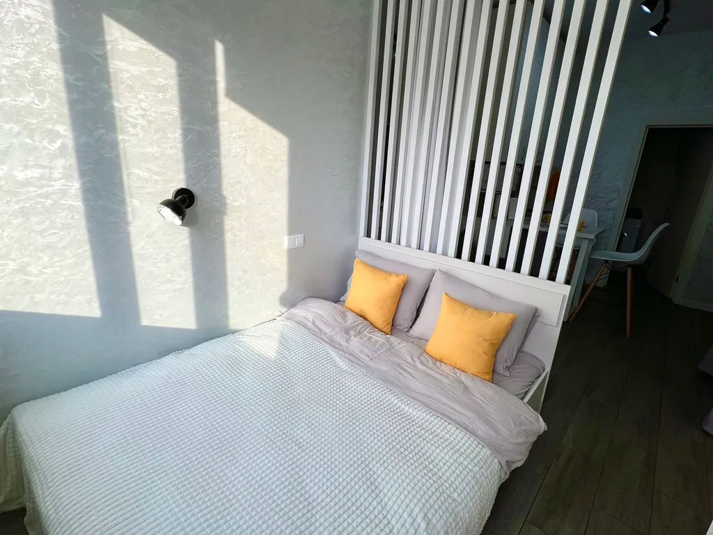 Светлая и уютная студия в центре города