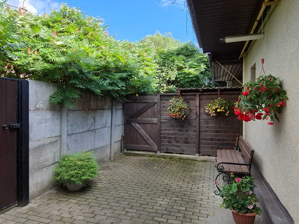 Уютный дом в центре города