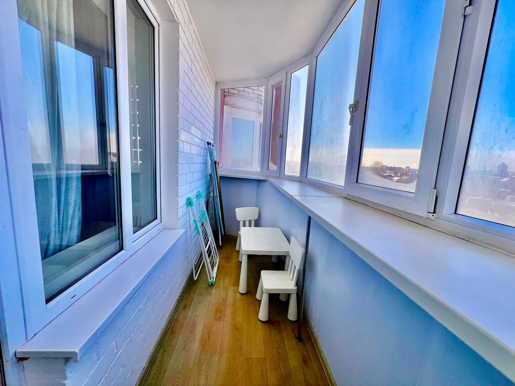 Квартира 1+ евро семейные апартаменты, центр, парковка, кафе, вояж, гудвин, развязка — Тюмень