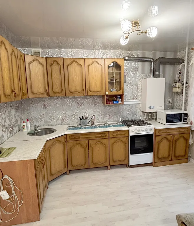 Светлая евро-двушка в Кошелeв парке. Для семьи или для работы.