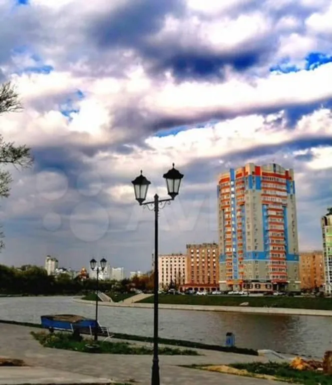 Квартира на набережной с видом на реку