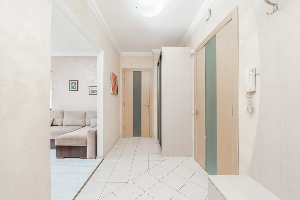 Апартаменты с кондиционером в центре на Октябрьской площади