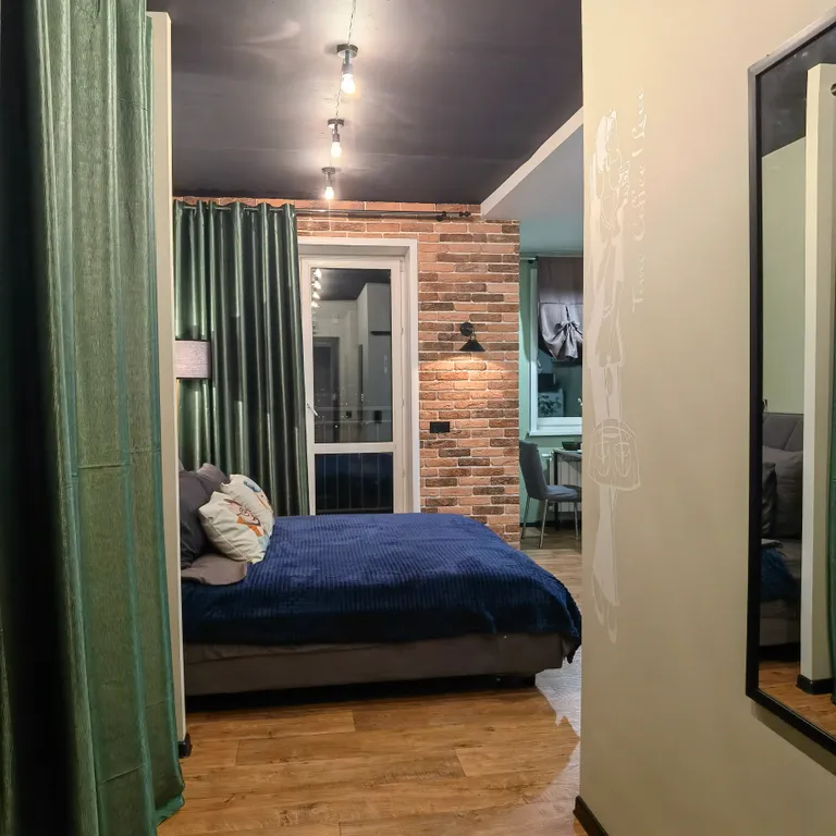 Студия в стиле Лофт с кондиционером в элитном доме