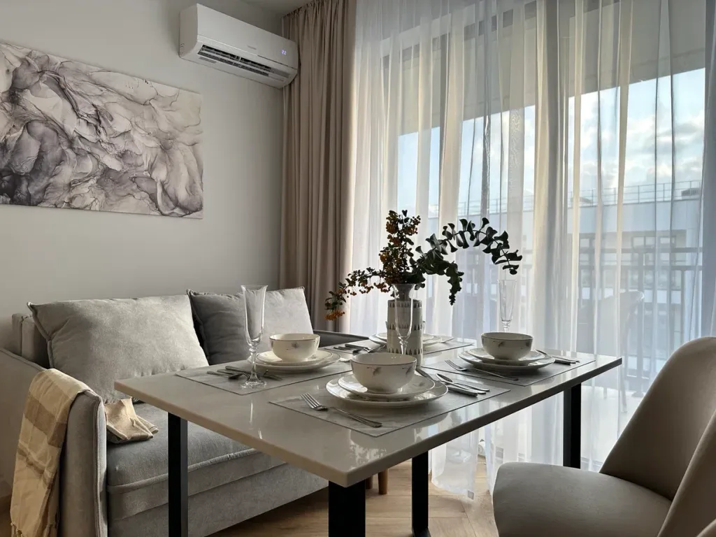 Апартаменты с подогреваемым бассейном в резиденции Европа