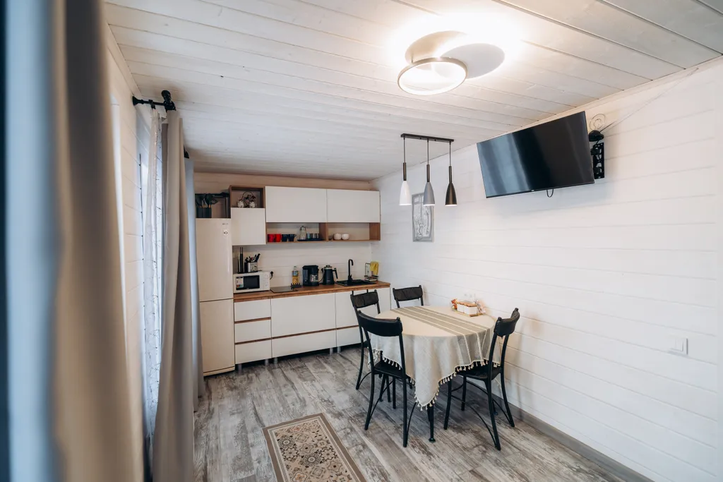 Уютный домик на берегу Ладожского озера с сауной и баней