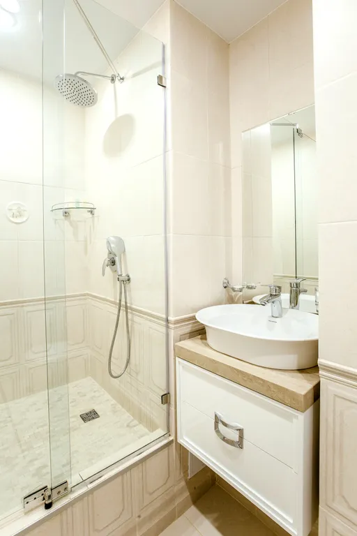 Весна для 6 гостей