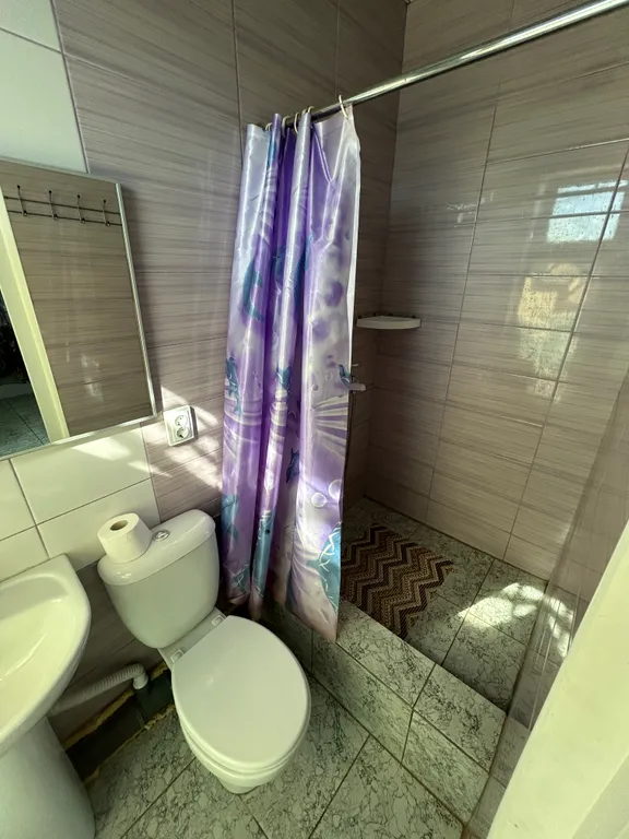 Квартира 1-комнатная Квартира — Кучугуры