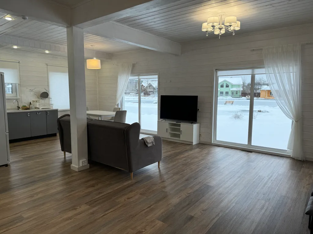 Выходные вдвоем в чудесном месте, бронируйте быстрее дом на берегу