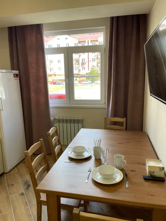 Апартаменты с тремя спальнями и гостиной напротив казино