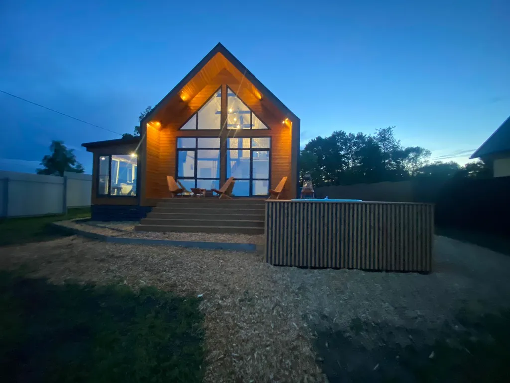 Новый уютный дом в тихом месте