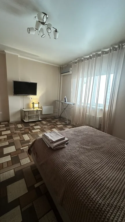 Двухкомнатная квартира возле Микрохирургии глаза на 8 человек