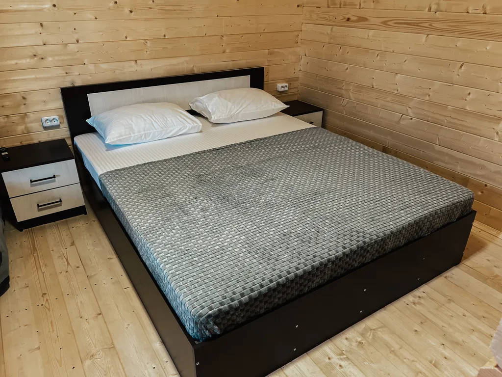 Коттедж Александра — аренда посуточно в Гумиста