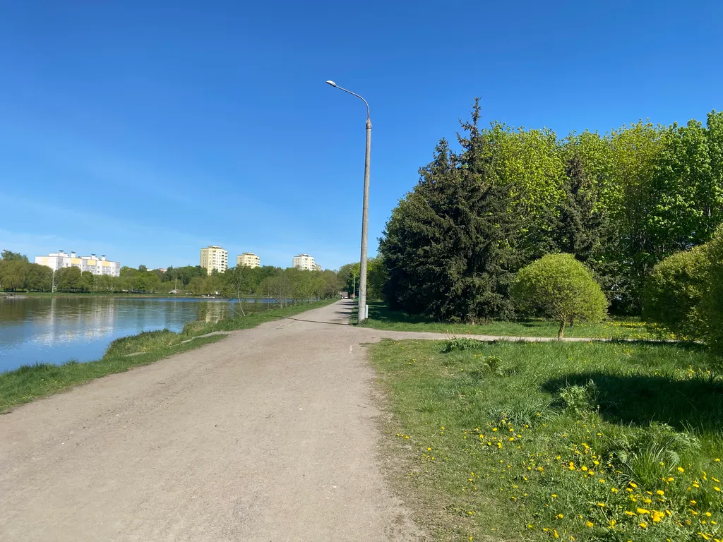 Квартира Апартаменты рядом с парком в тихом районе города — Минск