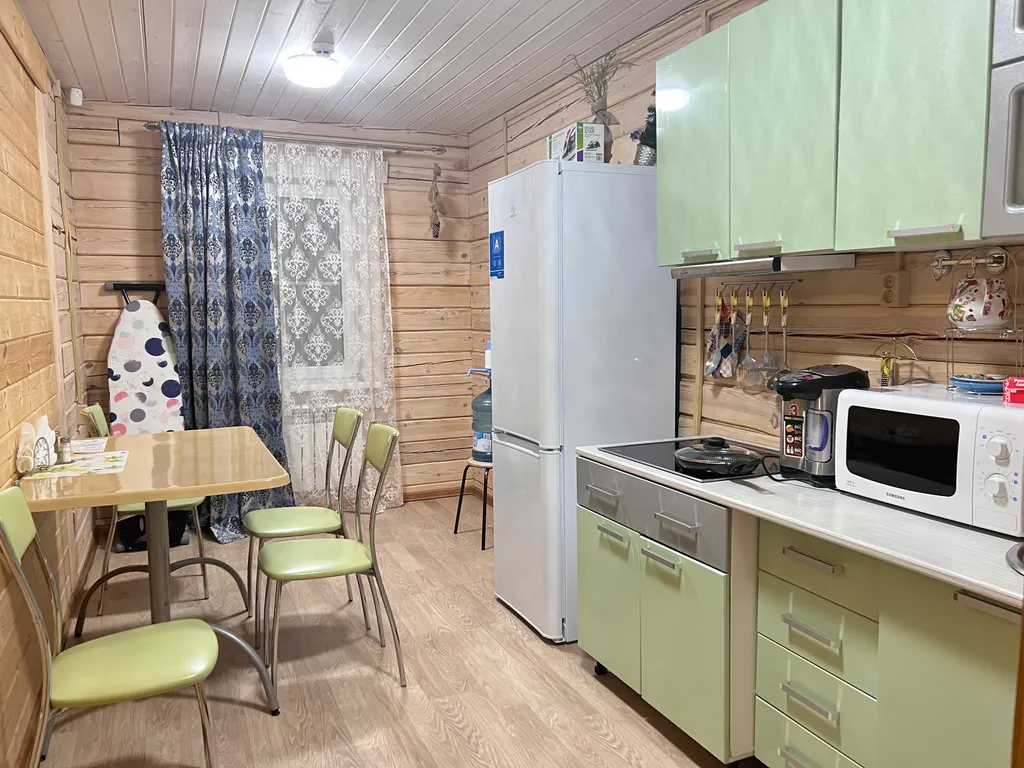 Коттедж с баней и беседкой у Вотчины Деда Мороза